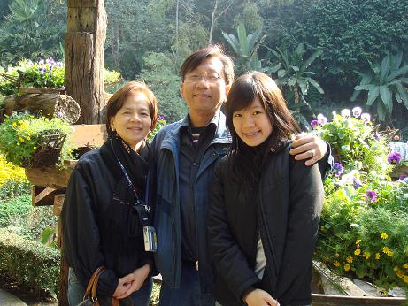 Mom, Pop and Nina at the flower show
